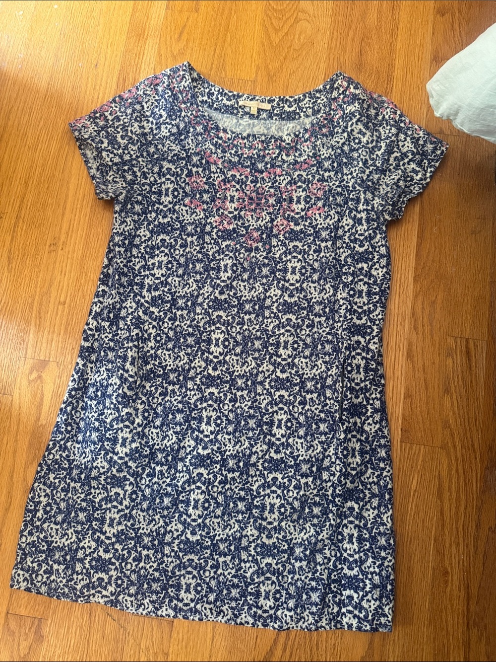 Blue and White Patterned Short Sleeve Dress with Pink Detail
